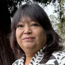 Portrait of Lori Mills